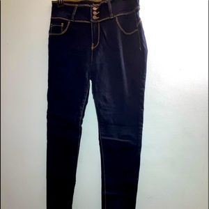 13 | Dark Blue Jeans